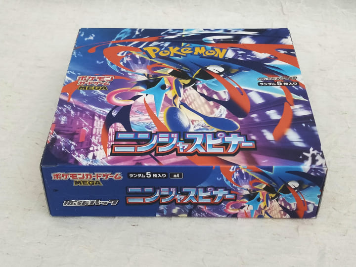 ポケモンカードゲーム MEGA 拡張パック「ニンジャスピナー」のBOX。